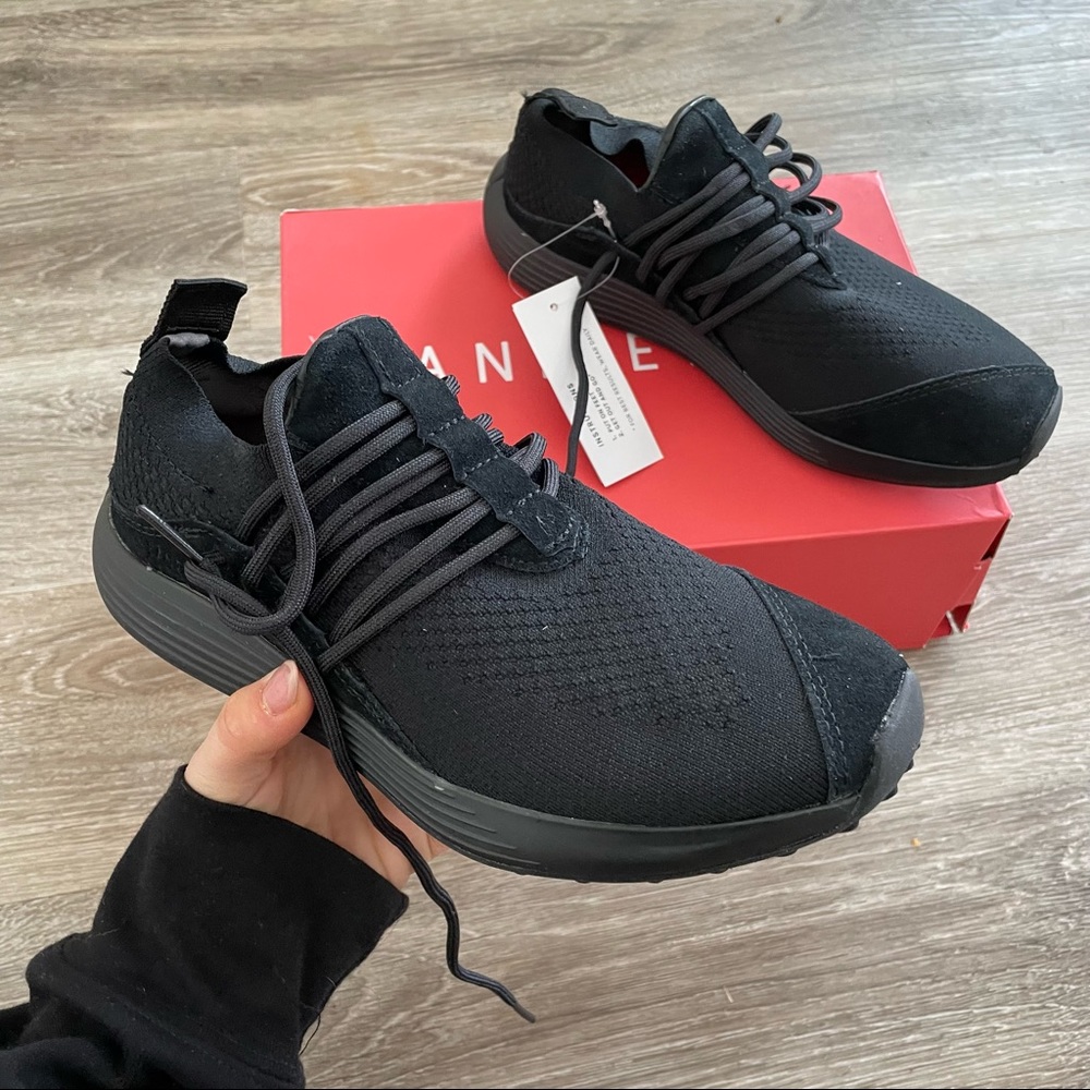 NWT Women’s Lane Eight Trainer AD 1